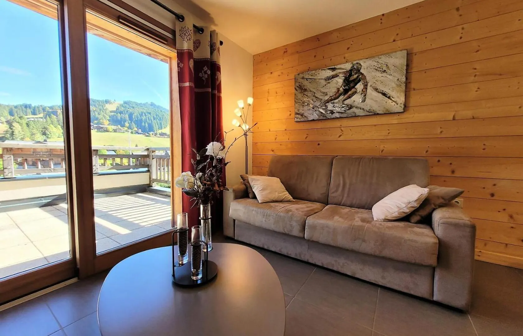 Residence Grange Du Chery I - Appartement De Type T3, Dans Petite Residence Mae-1241 لي جيه شقة