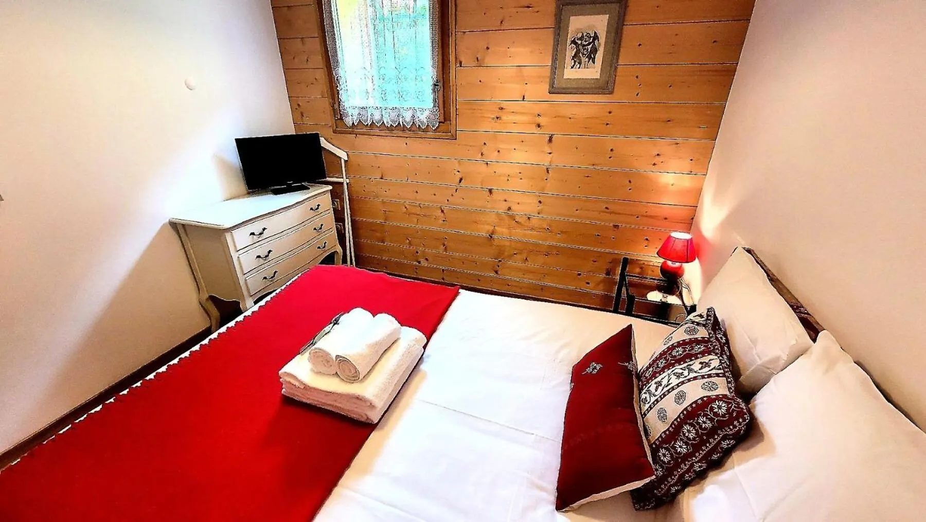 Residence Grange Du Chery I - Appartement De Type T3, Dans Petite Residence Mae-1241 لي جيه