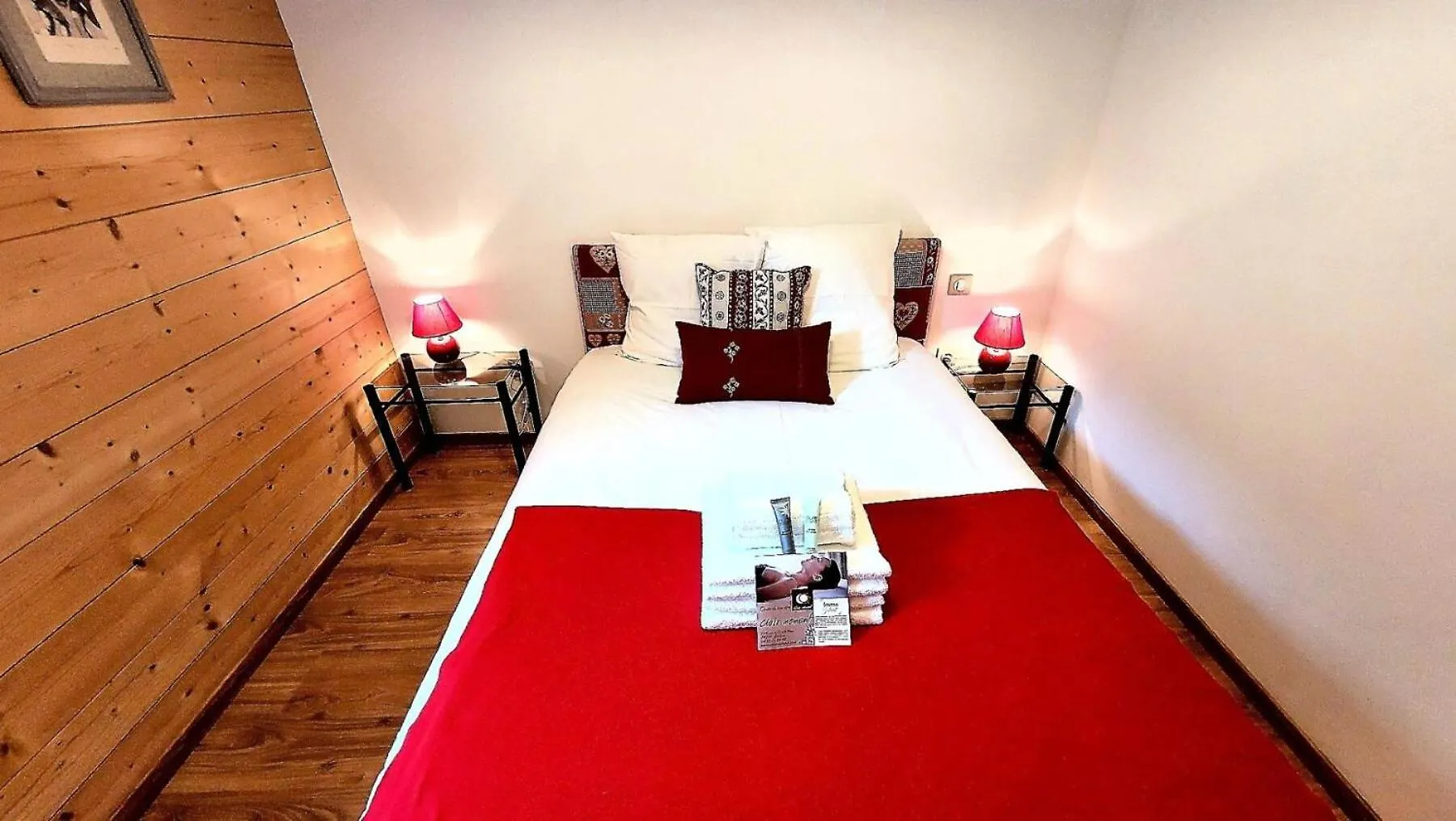 Residence Grange Du Chery I - Appartement De Type T3, Dans Petite Residence Mae-1241 لي جيه شقة