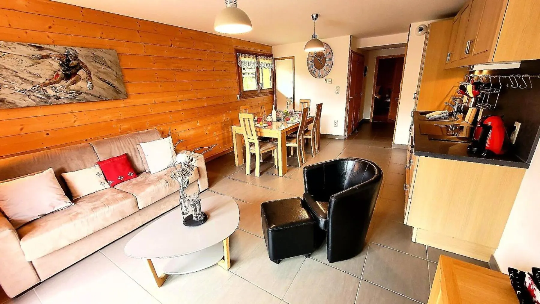 Residence Grange Du Chery I - Appartement De Type T3, Dans Petite Residence Mae-1241 لي جيه